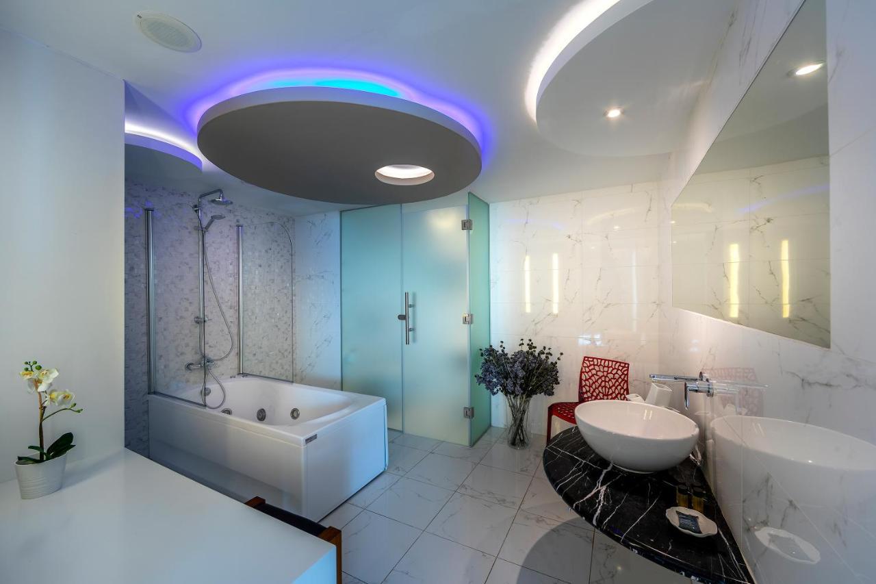 Grand Suite Sea View Outdoor Whirlpool,969225625:JPEG
